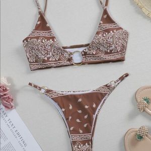 swimsuit/bikini/bandanaprint